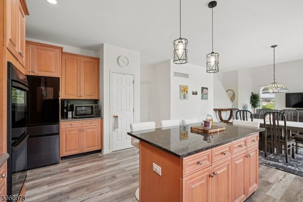 Dining room, Interior, Kitchen, Pendant Lights, Recessed Lighting, Wood Texture Flooring