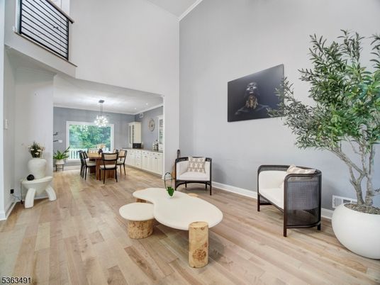 Chandelier, Dining room, Interior, Recessed Lighting, Wood Texture Flooring
