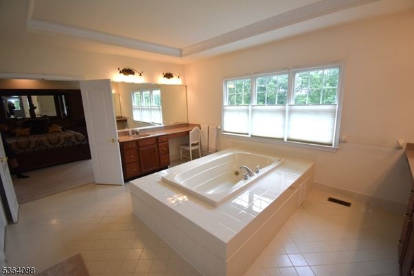 Bathroom, Interior, Tile Countertops