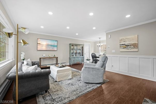 Chandelier, Dining room, Interior, Living room, Recessed Lighting, Wood Texture Flooring