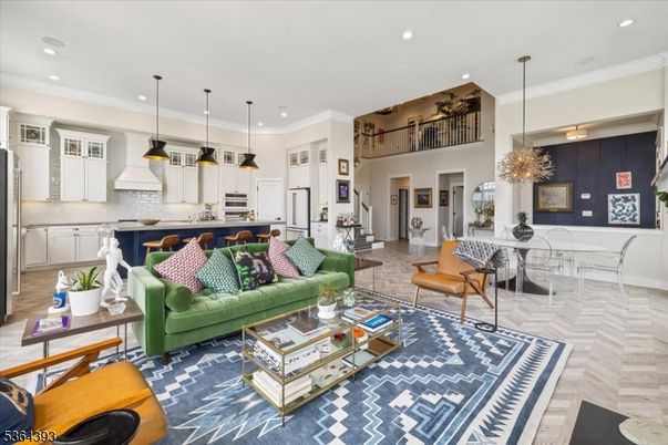 Dining room, Interior, Kitchen, Living room, Pendant Lights, Recessed Lighting, Stainless Steel Appliances