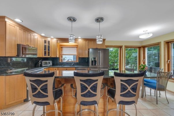 Interior, Kitchen, Pendant Lights, Recessed Lighting, Stainless Steel Appliances