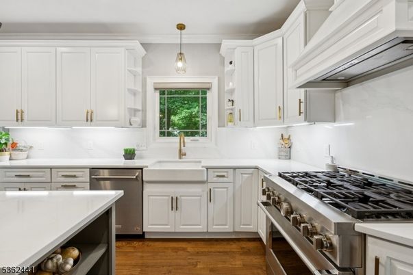 Interior, Kitchen, Pendant Lights, Stainless Steel Appliances, Wood Texture Flooring