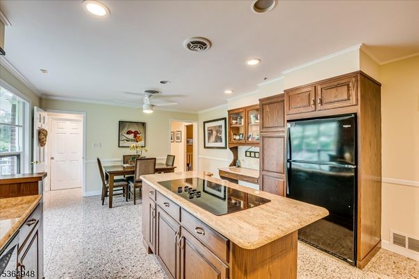 Dining room, Interior, Kitchen, Recessed Lighting