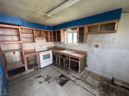 Interior, Kitchen