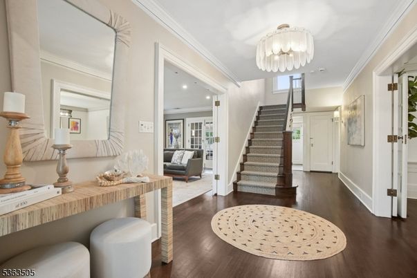 Chandelier, Interior, Recessed Lighting, Wood Texture Flooring