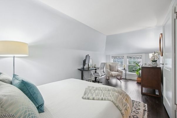 Bedroom, Home Office, Interior, Wood Texture Flooring