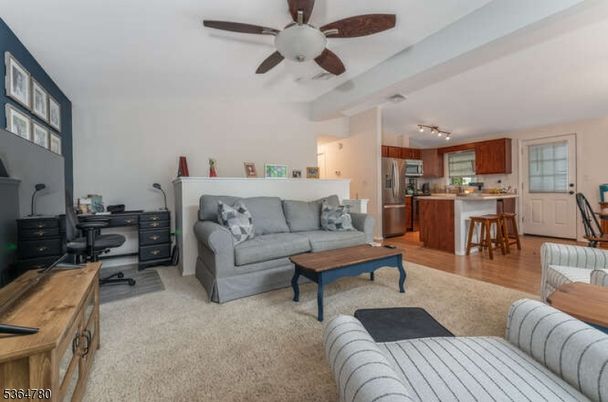 Home Office, Interior, Kitchen, Living room, Stainless Steel Appliances, Wood Texture Flooring