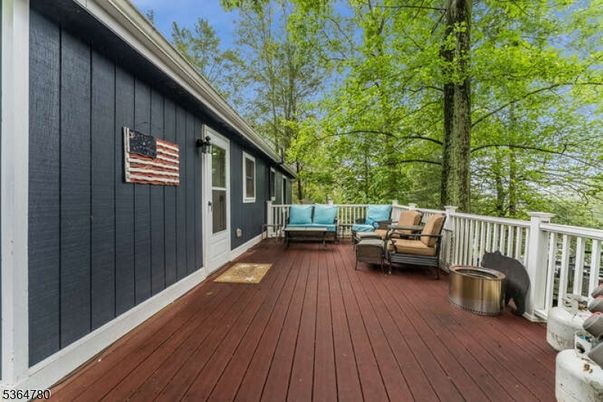 Exterior, Wood Texture Flooring