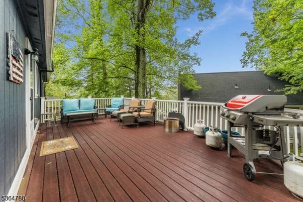 Exterior, Wood Texture Flooring