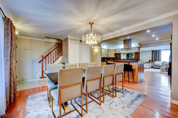 Chandelier, Dining room, Interior, Kitchen, Living room, Recessed Lighting, Wood Texture Flooring