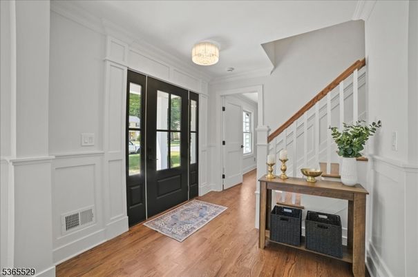 Chandelier, Interior, Wood Texture Flooring
