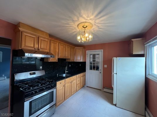 Chandelier, Interior, Kitchen, Marble