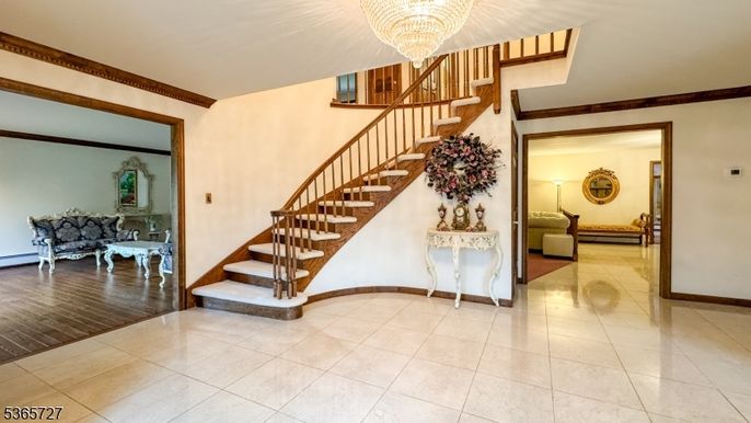 Chandelier, Interior, Wood Texture Flooring