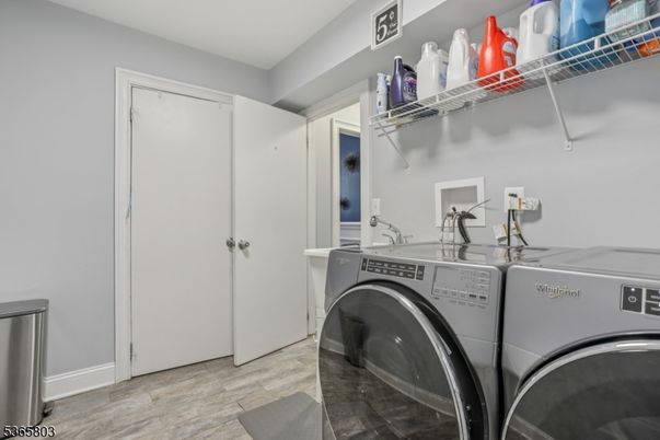 Interior, Washer