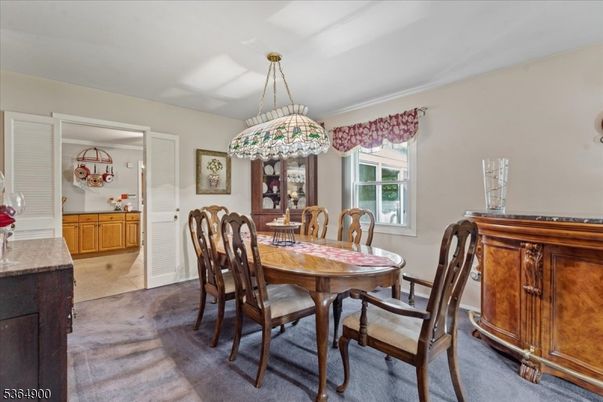 Dining room, Interior