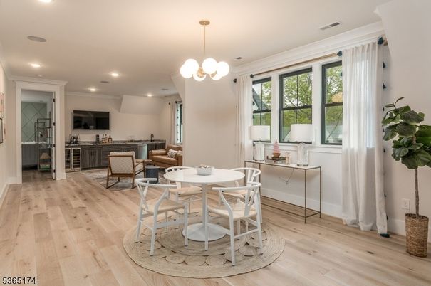 Dining room, Interior, Living room, Pendant Lights, Recessed Lighting, Wood Texture Flooring