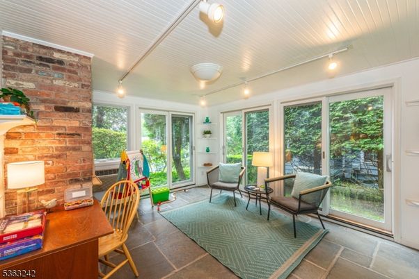 Interior, Living room, Stone Walls, Sun Room