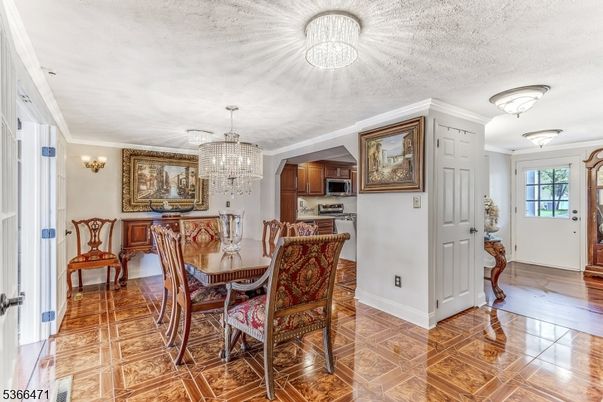 Chandelier, Dining room, Interior, Kitchen, Wood Texture Flooring