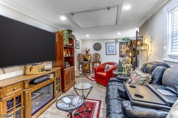 Home Theatre Room, Interior, Living room, Recessed Lighting, Wood Texture Flooring