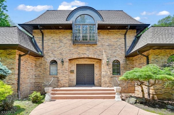 Exterior, Facade, Brick Facade, French Provincial