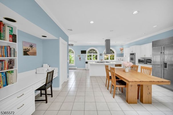 Dining room, Interior, Kitchen, Recessed Lighting, Stainless Steel Appliances