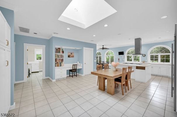 Dining room, Interior, Kitchen, Recessed Lighting