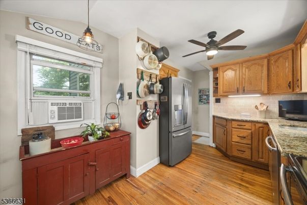 Interior, Kitchen, Pendant Lights, Wood Texture Flooring