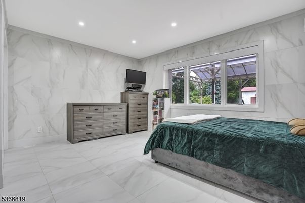 Bedroom, Interior, Marble, Marble Walls, Recessed Lighting