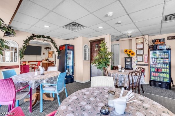 Dining room, Interior, Recessed Lighting