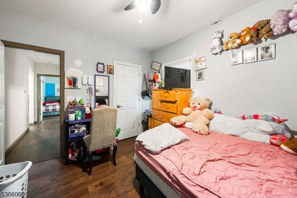 Bedroom, Home Office, Interior, Wood Texture Flooring