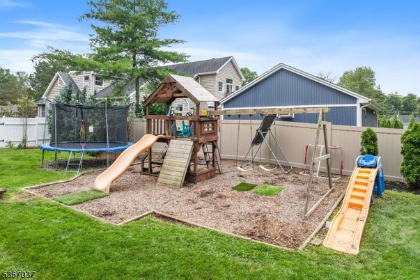 Backyard, Exterior, Playground