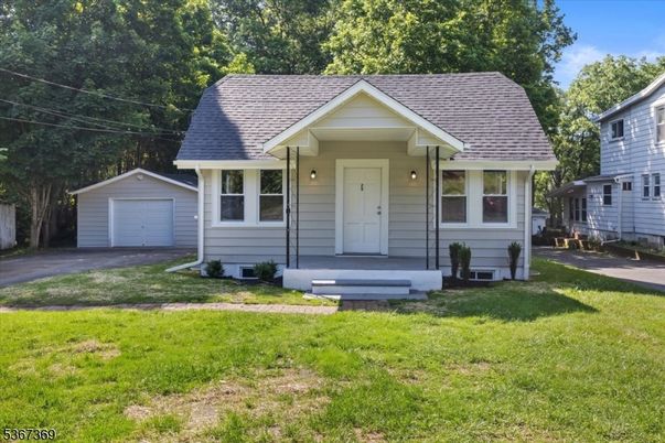 Detached Garage, Exterior, Facade, Cape Cod