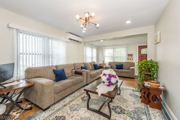 Interior, Living room, Pendant Lights, Recessed Lighting, Wood Texture Flooring