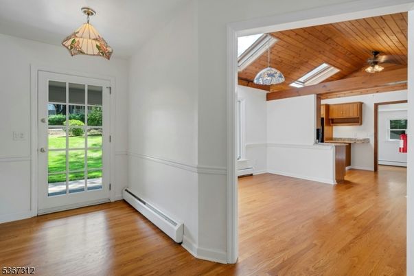 Interior, Pendant Lights, Wooden Ceilings, Wood Texture Flooring