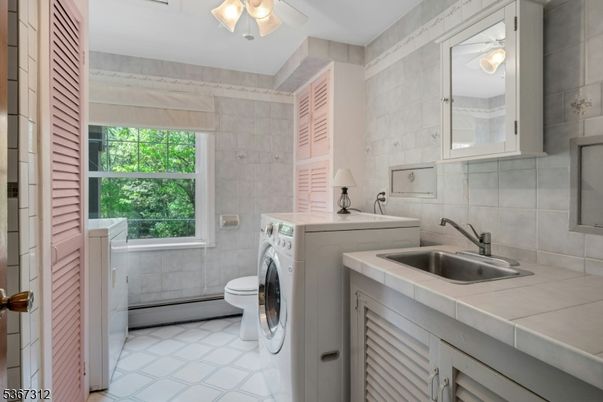 Interior, Washer