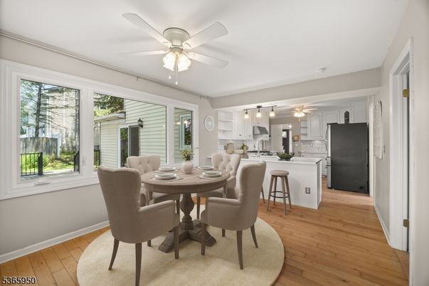 Dining room, Interior, Kitchen, Pendant Lights, Wood Texture Flooring