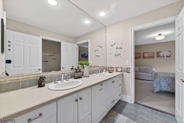 Bathroom, Bedroom, Dual Sink Vanities, Interior, Recessed Lighting