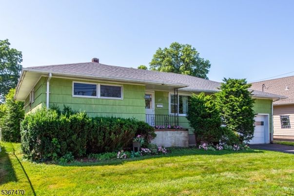 Attached, Backyard, Exterior, Facade, Cape Cod