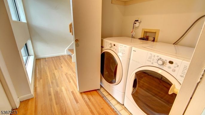 Interior, Utility Closets, Washer, Wood Texture Flooring