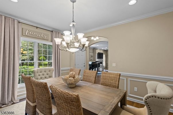 Chandelier, Dining room, Interior, Piano, Recessed Lighting, Wood Texture Flooring