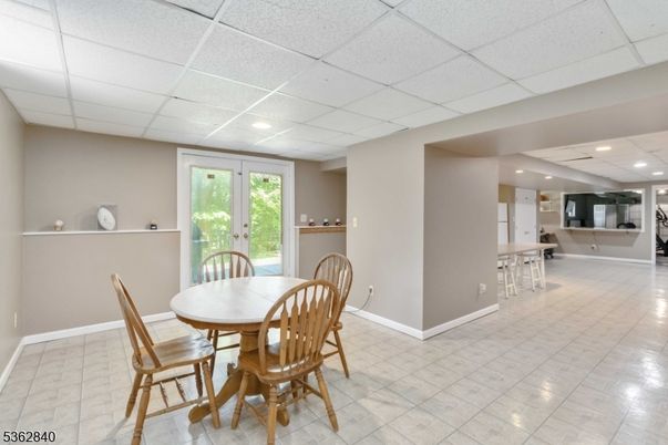 Dining room, Interior, Kitchen, Recessed Lighting