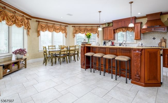 Dining room, Interior, Kitchen, Pendant Lights, Recessed Lighting