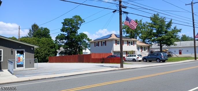 Exterior, Solar Panels