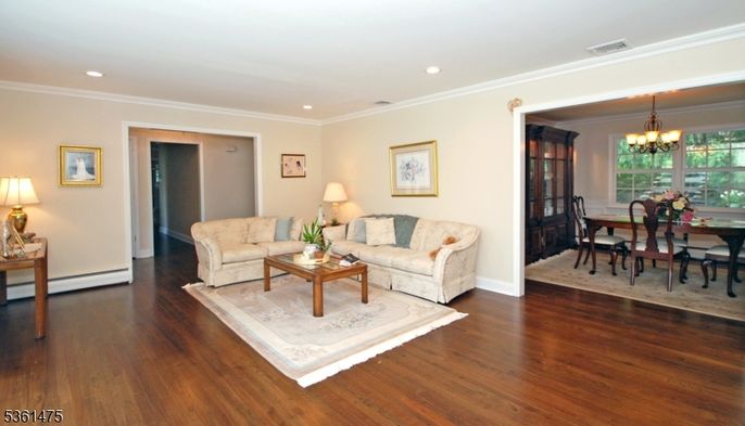 Chandelier, Dining room, Interior, Living room, Recessed Lighting, Wood Texture Flooring