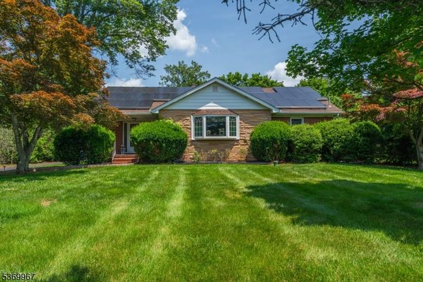 Backyard, Exterior, Facade, Brick Facade, Solar Panels, Ranch