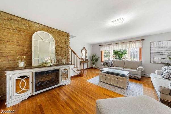 Interior, Living room, Wood Texture Flooring, Wooden Walls