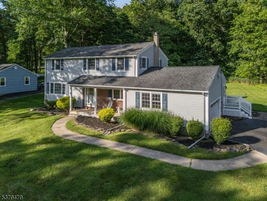Backyard, Exterior, Facade, Brick Facade, Cape Cod