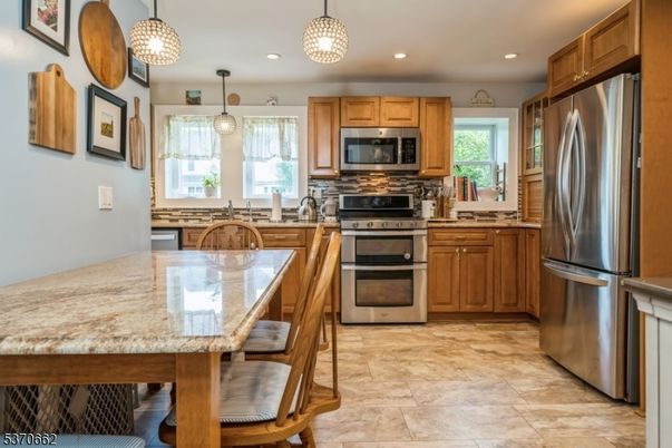 Interior, Kitchen, Pendant Lights, Recessed Lighting, Stainless Steel Appliances