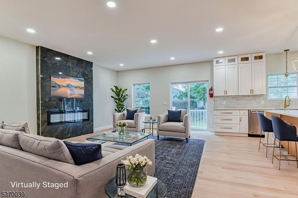 Interior, Kitchen, Living room, Recessed Lighting, Wood Texture Flooring
